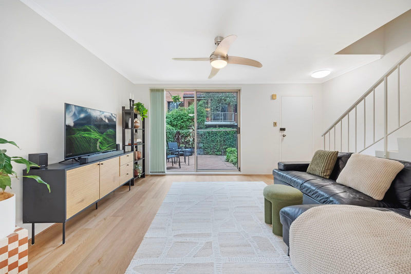 North Oak- 6.5mm Acoustic Hybrid Flooring