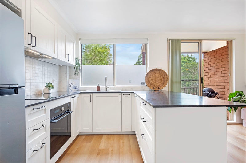 North Oak- 6.5mm Acoustic Hybrid Flooring