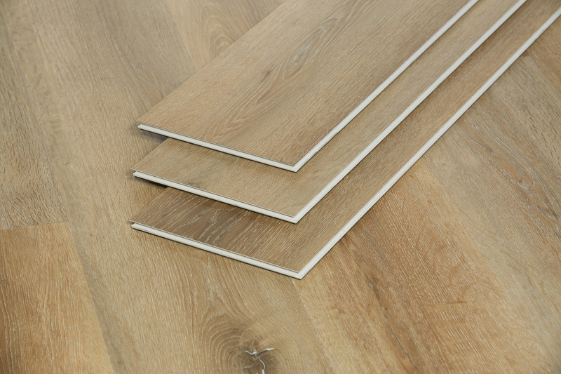Oak Crop - 6.5mm Acoustic Hybrid Flooring
