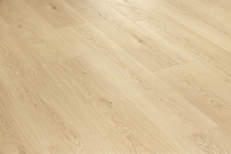 Hickory - 12.3mm AquaStep Laminate