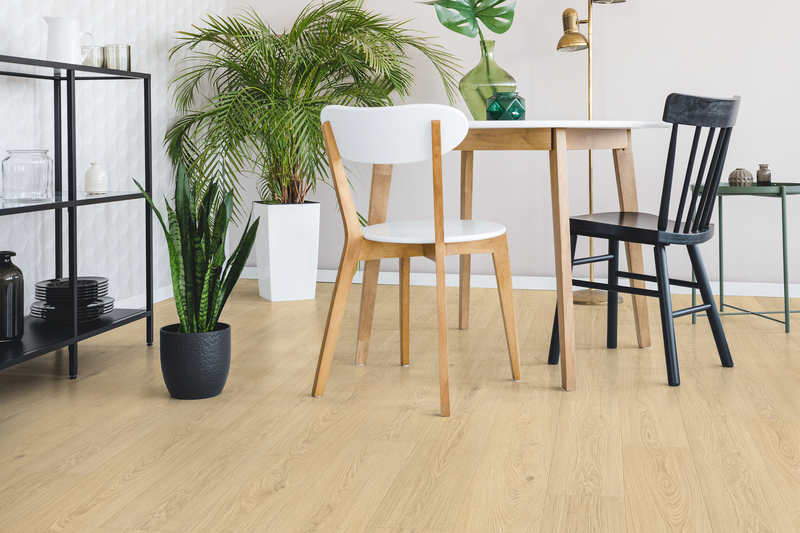 Hickory - 12.3mm AquaStep Laminate